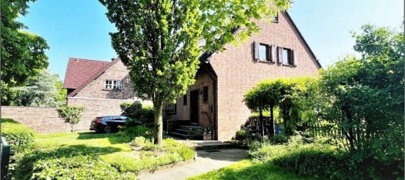 Casa de 3 dormitorios en Duisburg, Germany No. 38737 2