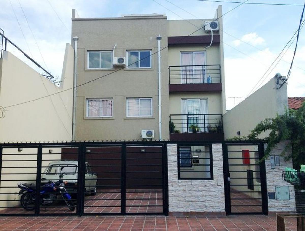 Studio in Moron, Argentina No. 53134