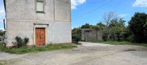 3 rooms Apartment in Borgia, Italy No. 201078 4