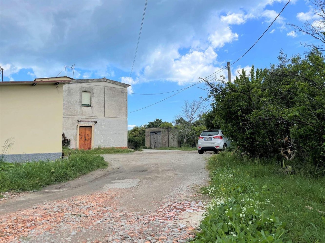 3 rooms Apartment in Borgia, Italy No. 201078