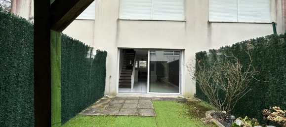 2 bedrooms House in Joue-les-Tours, France No. 73377 40