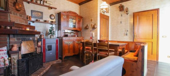 5 rooms Villa in Cameri, Italy No. 31931 8