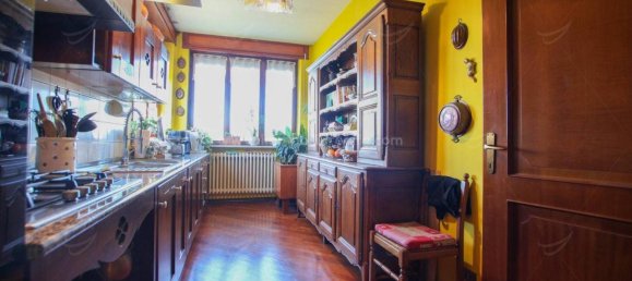 5 rooms Villa in Cameri, Italy No. 31931 10