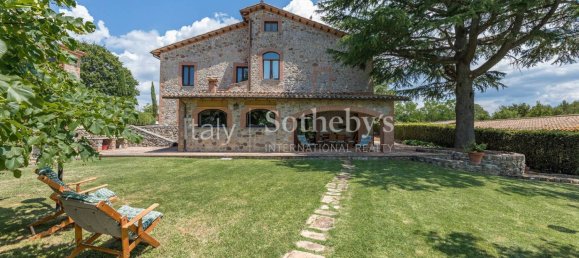 5 bedrooms House in Ficulle, Italy No. 305804 2