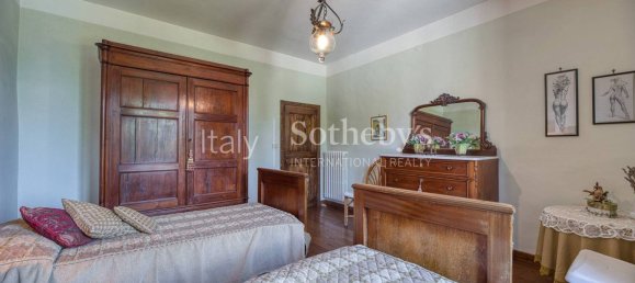 5 bedrooms House in Ficulle, Italy No. 305804 14