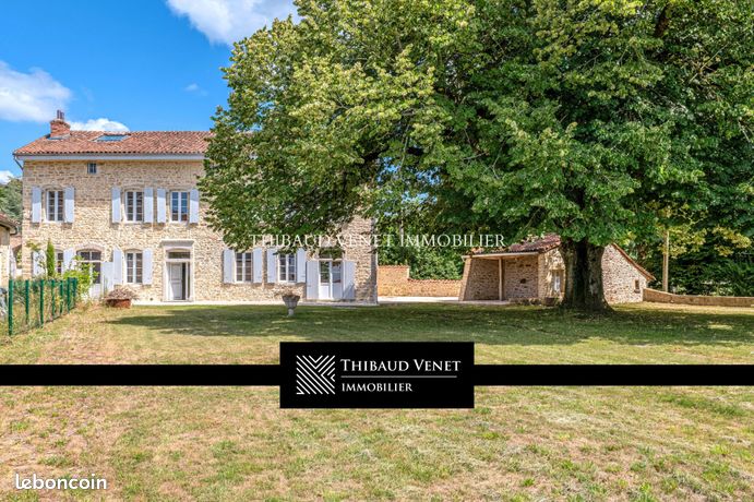 5 bedrooms House in Bourg-en-Bresse, France No. 313811