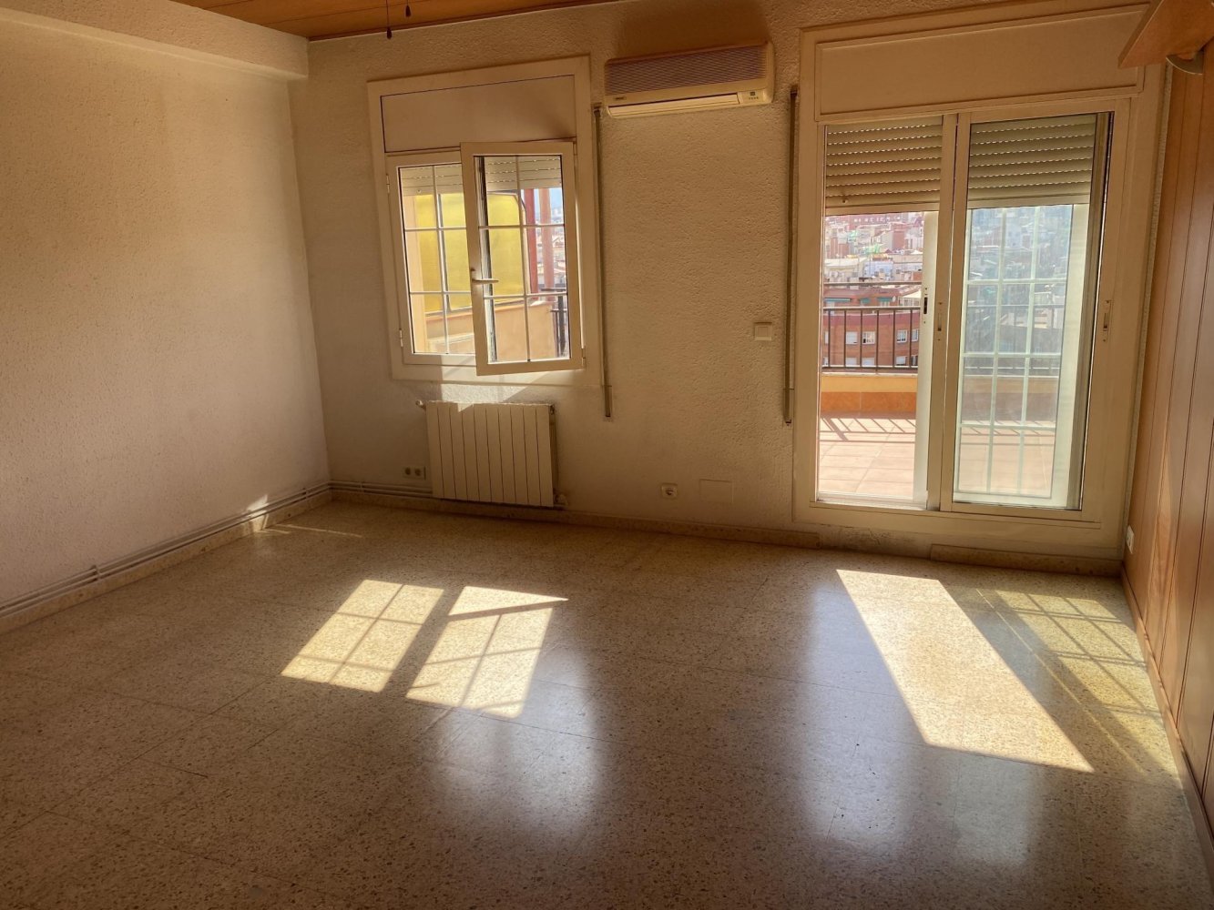 Студия в Сант-Андреу, Испания № 75419