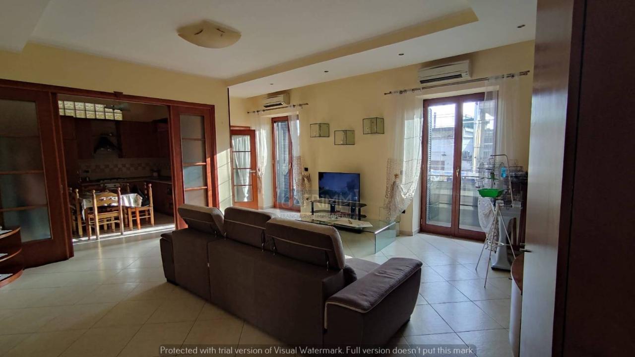 3-Zimmer Haus in Pomigliano d'Arco, Italy, Nr. 25630