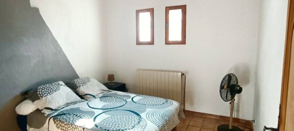  Castillos de 5 dormitorios en Lauris, France No. 326527 15