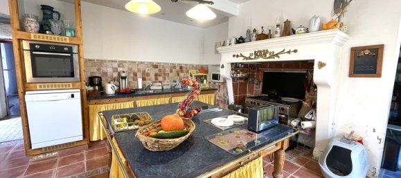 6 bedrooms House in Hauterives, France No. 242275 3