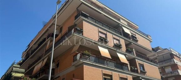 3 chambres Appartement à Rome, Italy No. 377753 2