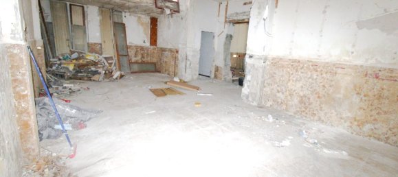 171m² Commercial property in Cagliari, Italy No. 134288 21