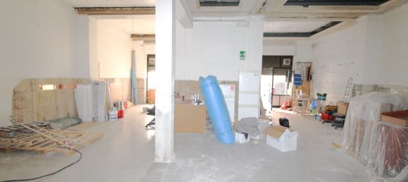 171m² Commercial property in Cagliari, Italy No. 134288 2