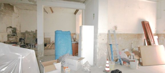 171m² Commercial property in Cagliari, Italy No. 134288 8