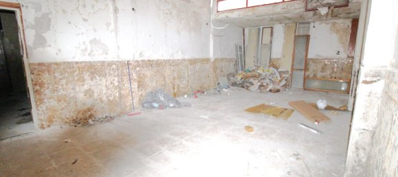 171m² Commercial property in Cagliari, Italy No. 134288 6