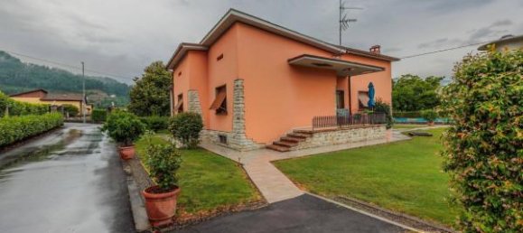 5غرفة فيلا في Gallicano, Italy رقم 167783 5