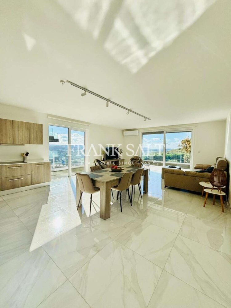 3 bedrooms Apartment in Mellieha, Malta No. 10643