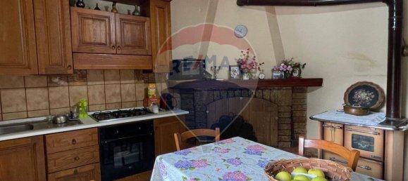 3 bedrooms Villa in Bagni di Lucca, Italy No. 48510 2