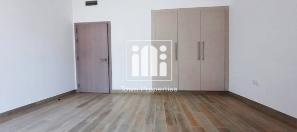 1 bedroom Apartment in WATER'S EDGE, Yas Island, UAE No. 61258 6