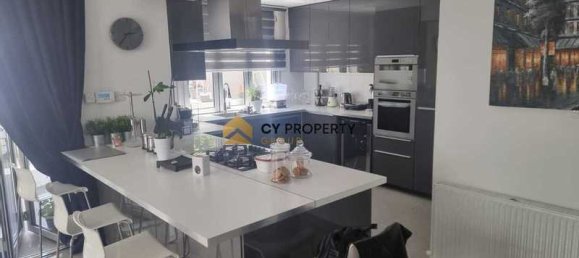 Дом с 4 спальнями в Арадипу, Кипр № 10810 3