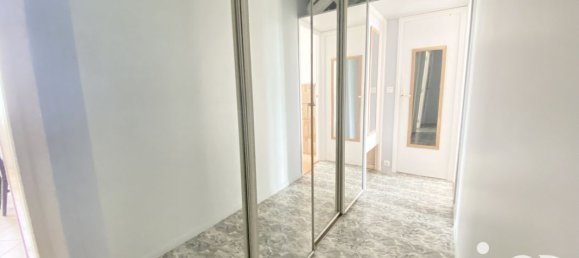 3 bedrooms Apartment in Valenton, France No. 330365 10