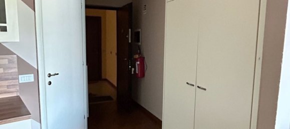 1 غرف نوم شقة في Dormelletto, Italy رقم 320619 6