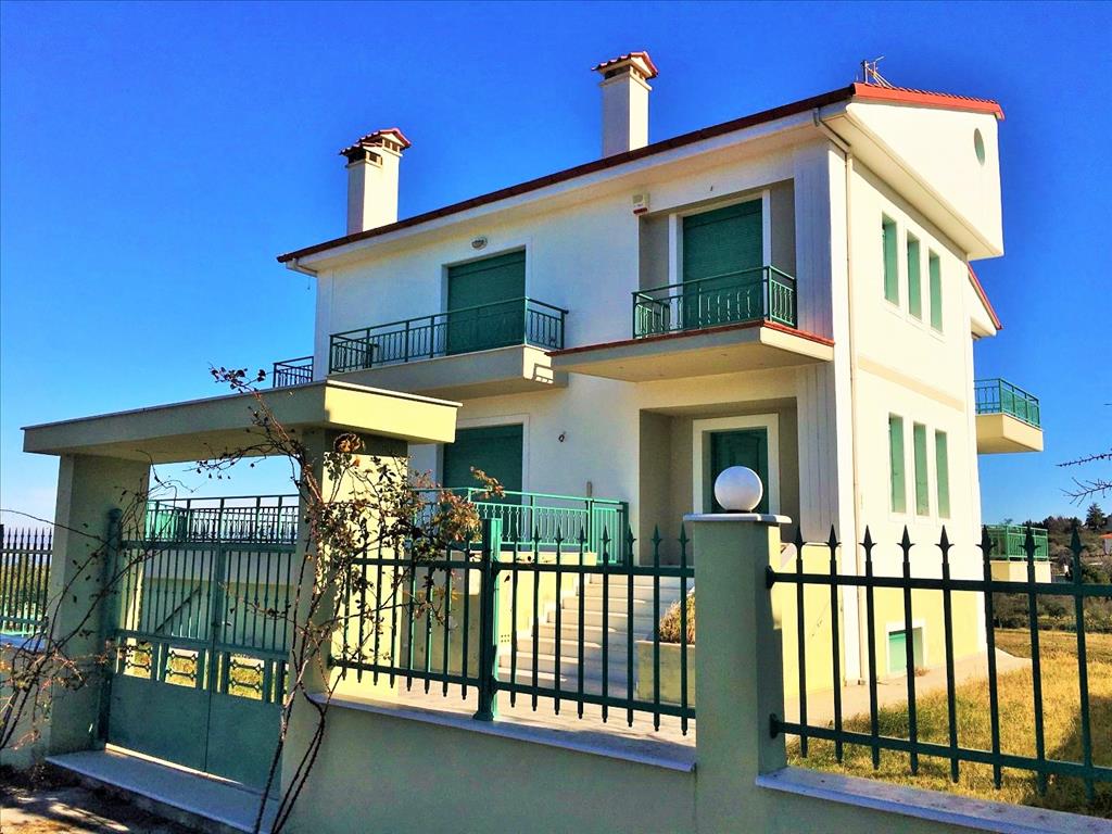 5 bedrooms Commercial property in Thessaloniki, Greece No. 4294