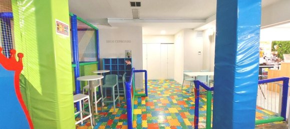 400m² Hotel in Fuengirola, Spain No. 77129 10