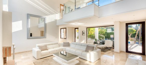 8 bedrooms Villa in Marbella Golden Mile, Spain No. 2948 6