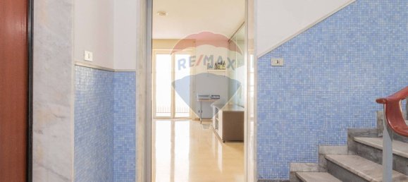 Офис 140м² в Бари, Италия № 274999 23