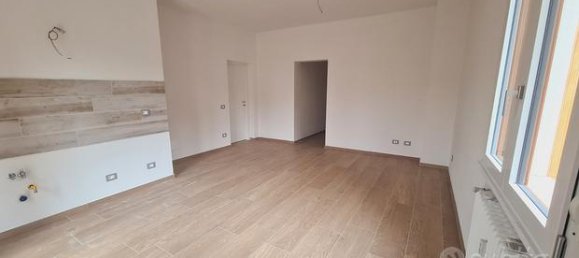 4غرفة شقة في Reggio Emilia, Italy رقم 279771 4