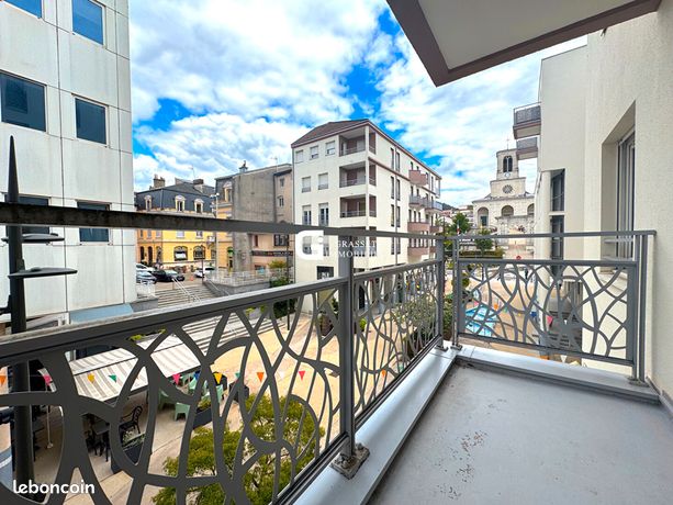 Apartamento de 1 dormitorio en Oyonnax, France No. 313641