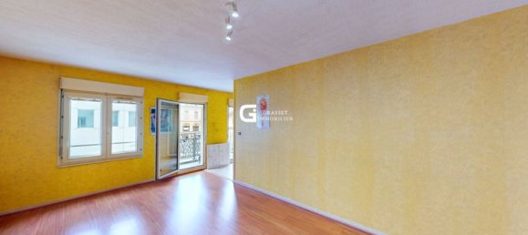 Apartamento de 1 dormitorio en Oyonnax, France No. 313641 2