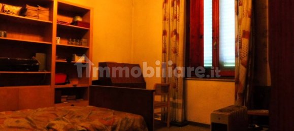 5 Schlafzimmer Haus in Empoli, Italy, Nr. 103010 5