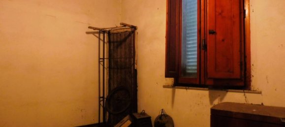5 Schlafzimmer Haus in Empoli, Italy, Nr. 103010 9