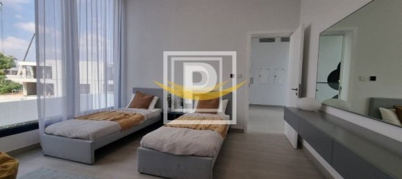 4 bedrooms Townhouse in Tilal City, UAE No. 10436 17