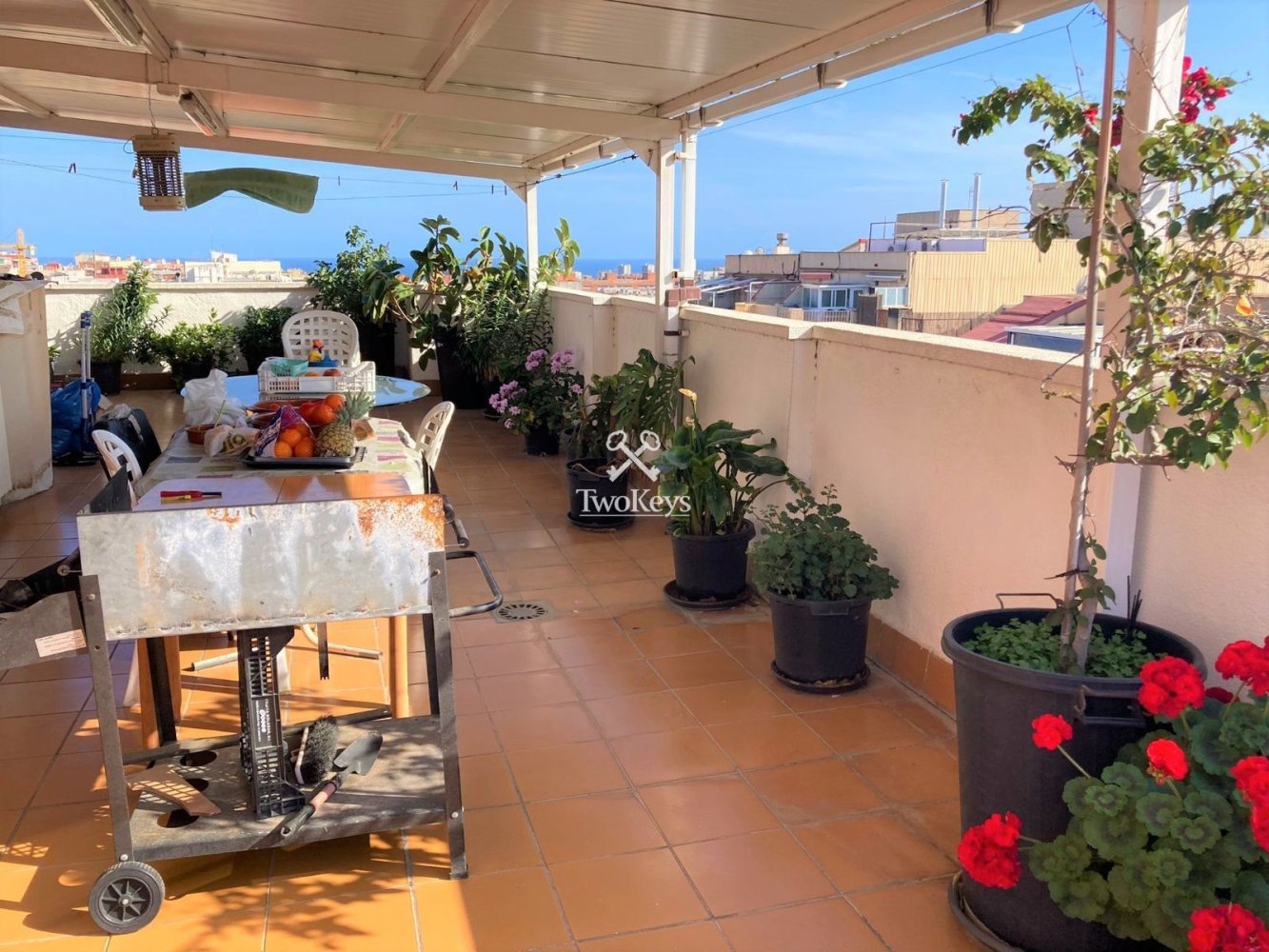 Пентхаус с 3 спальнями в Бадалона, Испания № 1789