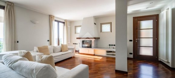 4 rooms Villa in Ello, Italy No. 73344 7