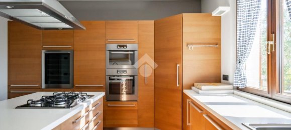 4 rooms Villa in Ello, Italy No. 73344 9