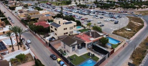 3 chambres Maison à Torrevieja, Spain No. 187940 36