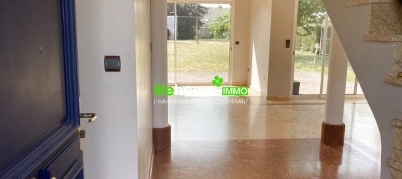 4 bedrooms House in Brebieres, France No. 247581 6