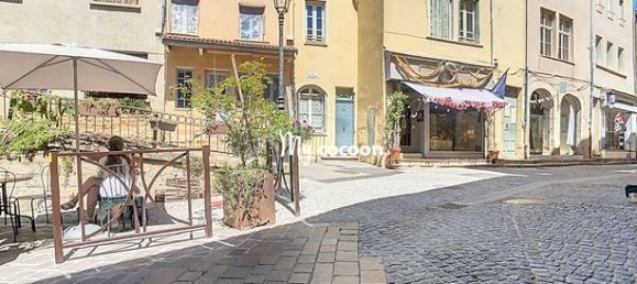 2 bedrooms House in Trevoux, France No. 313892 5