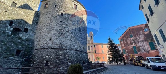 3 bedrooms Apartment in Varese Ligure, Italy No. 56270 4