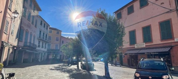 3 bedrooms Apartment in Varese Ligure, Italy No. 56270 2