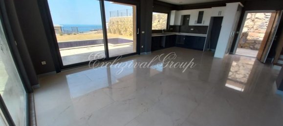 4 bedrooms Villa in Bodrum, Turkey No. 28884 3