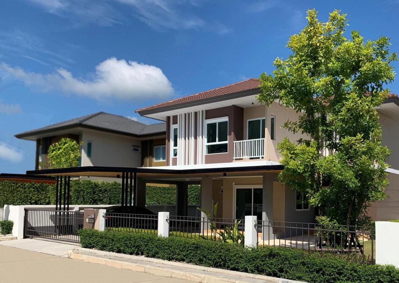 4 bedrooms Penthouse in Phuket, Thailand No. 22738