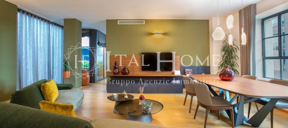 4 chambres Appartement à Bergamo, Italy No. 364767 2