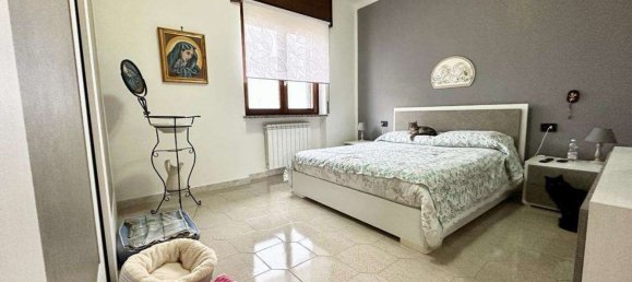 3-salle Maison à Granozzo con Monticello, Italy No. 176358 17