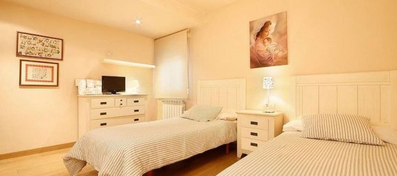 5 bedrooms Apartment in Granada, Spain No. 180190 18