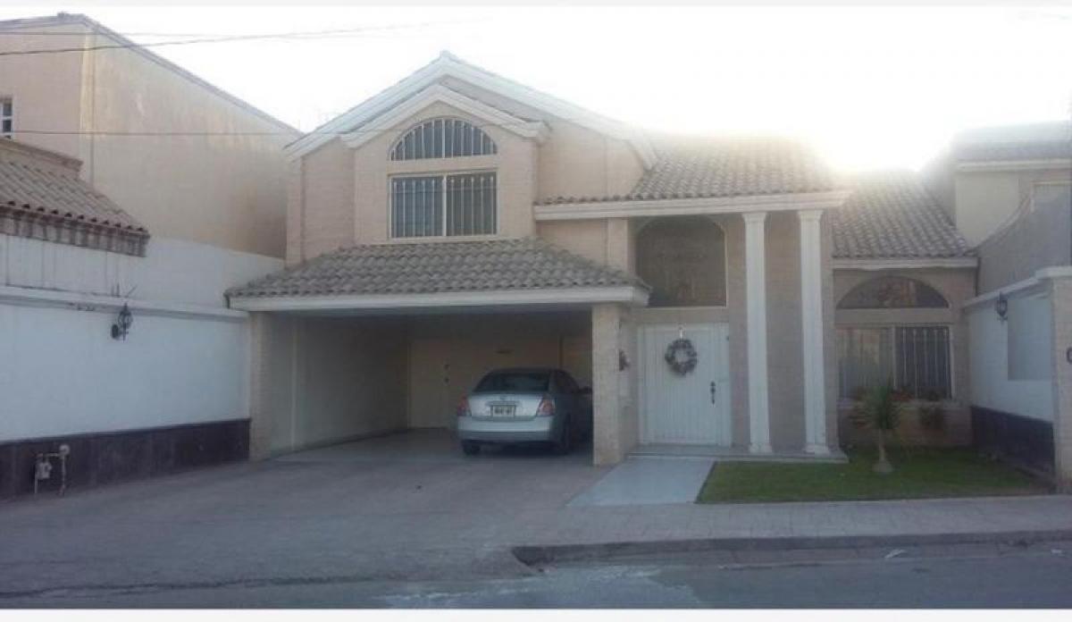 3 bedrooms House in Playa Vicente, Mexico No. 168445